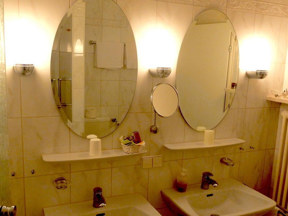 Hotel Valsana Am Kurpark バート・ヴィルトバート エクステリア 写真
